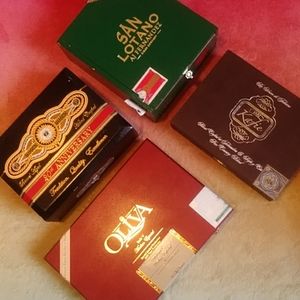 Cigars wooden box bundle.